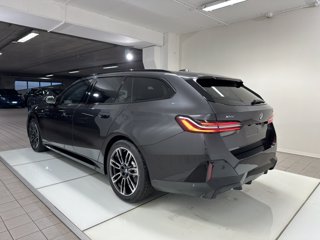 BMW 520d Touring 48V xdrive M Sport auto
