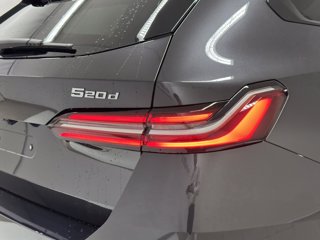 BMW 520d Touring 48V xdrive M Sport auto