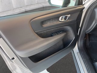 VOLVO XC40 single motor Plus rwd