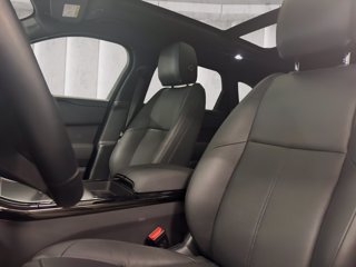 LAND ROVER Range rover velar 2.0d i4 mhev r-dynamic se 4wd 204cv auto