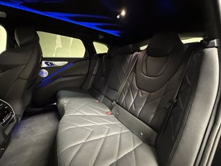 BMW Xm 4.4 phev auto