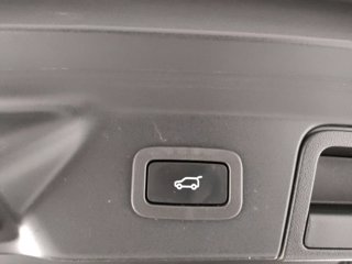 LAND ROVER Range rover velar 2.0d i4 mhev r-dynamic s 4wd 204cv auto