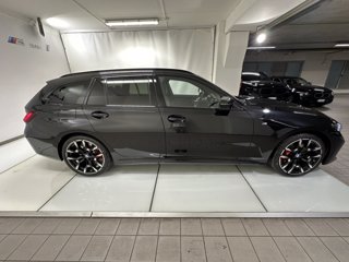 BMW 320i Touring MSport Pro auto