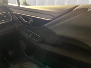 SUBARU Outback 2.5i Premium lineartronic