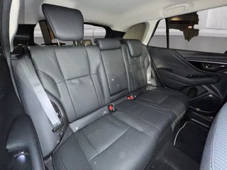 SUBARU Outback 2.5i Premium lineartronic