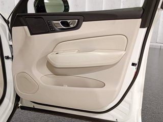 VOLVO XC60 2.0 t6 recharge phev obc 6,4kW Ultimate Dark awd auto