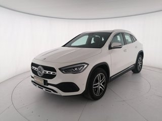 MERCEDES Gla 200 sport plus auto