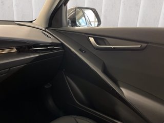 KIA Niro 1.6 gdi phev Style dct6