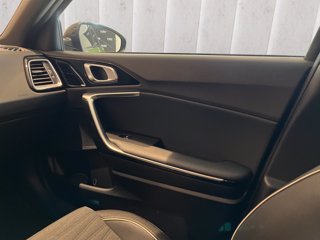 KIA XCeed 1.6 crdi mhev GT-line 136cv mt