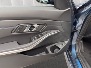 BMW 320d Touring mhev 48V xdrive MSport Pro auto