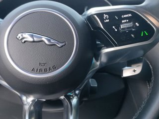 JAGUAR F-Pace (X761) JAGUAR 2.0 D 163 CV AWD au R-Dynamic S