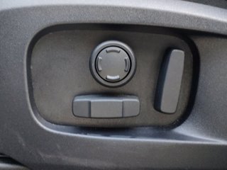 JAGUAR F-Pace (X761) JAGUAR 2.0 D 163 CV AWD au R-Dynamic S