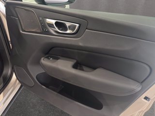 VOLVO XC60 2.0 b5 mhev Ultra Dark awd auto