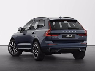 VOLVO XC60 2.0 b5 Plus Dark awd auto