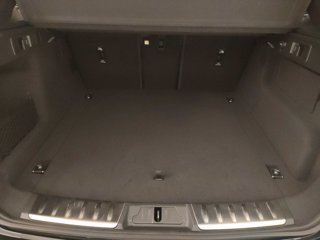 JAGUAR F-Pace (X761) JAGUAR 2.0 D 163 CV AWD au R-Dynamic S