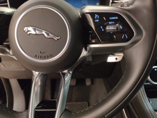 JAGUAR F-Pace (X761) JAGUAR 2.0 D 163 CV AWD au R-Dynamic S