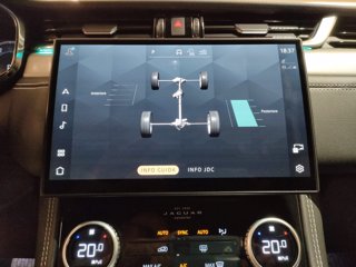 JAGUAR F-Pace (X761) JAGUAR 2.0 D 163 CV AWD au R-Dynamic S