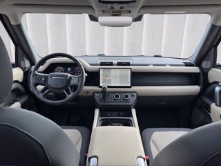 LAND ROVER Defender (2019) LAND ROVER 130 3.0D I6 300 CV AWD Auto Outbound