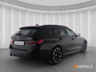 BMW 320d touring mhev 48v xdrive msport auto