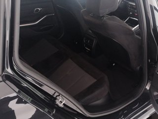 BMW 320d touring mhev 48v xdrive msport auto