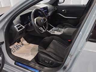 BMW 320d touring mhev 48v xdrive msport auto