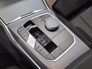 BMW 320d touring mhev 48v xdrive msport auto