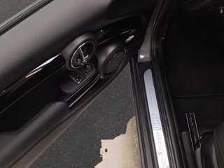 MINI Mini 3p cooper se essential auto