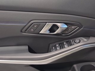 BMW 320d touring mhev 48v xdrive msport auto