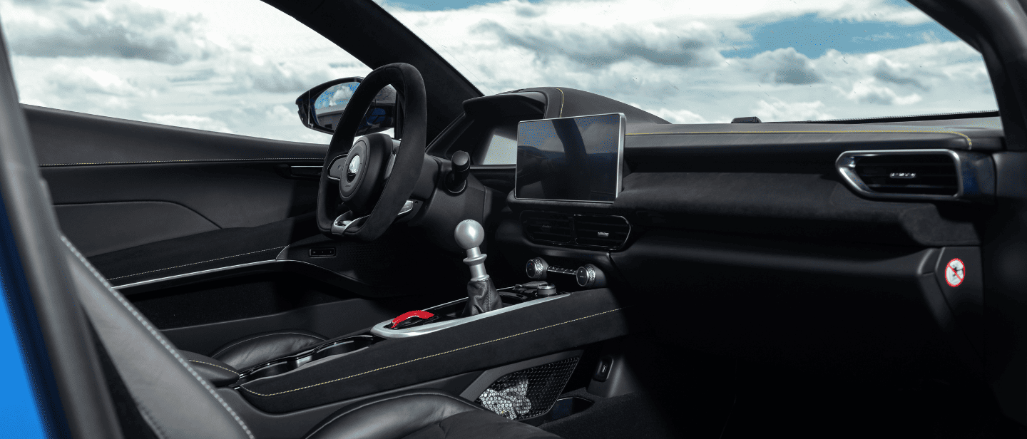 LOTUS Emira Interior (1)