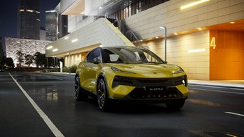 Lotus ELETRE MILANO 01