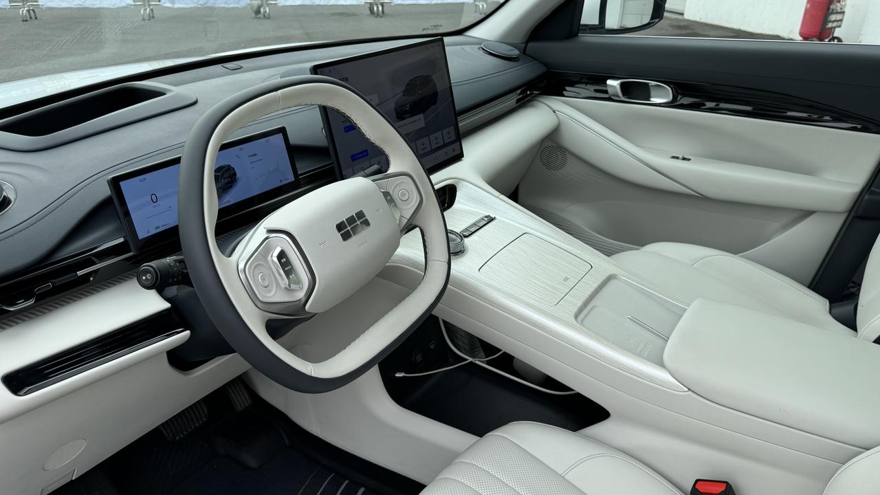 12Eb172ad594f37bc17d13842bc2b876