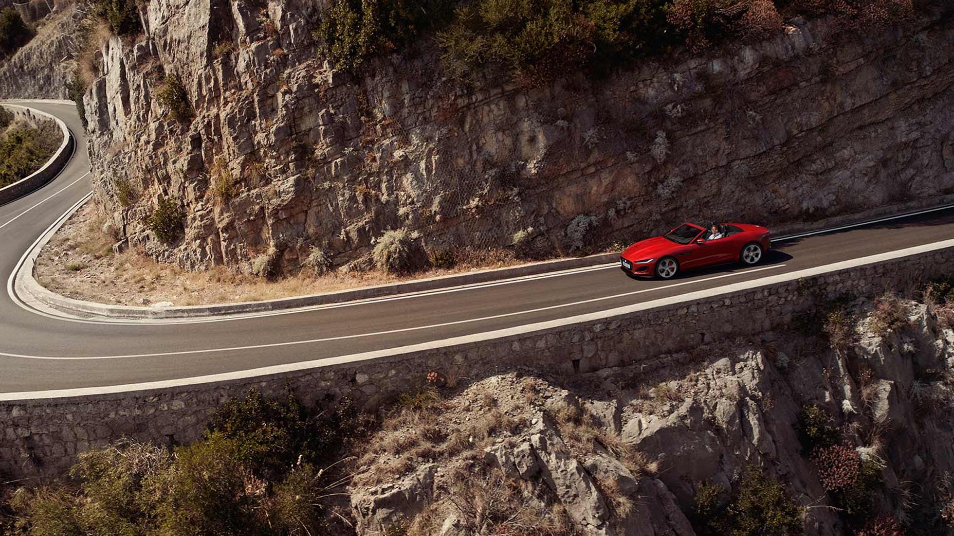 Jaguar F Type Coupe Milano esterni