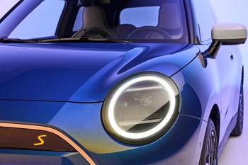 P90518445 Highres Mini Cooper Se 09 20