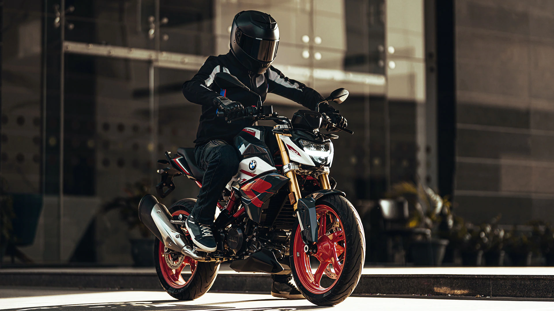BMW G310r Lecco Sondrio esterni 3