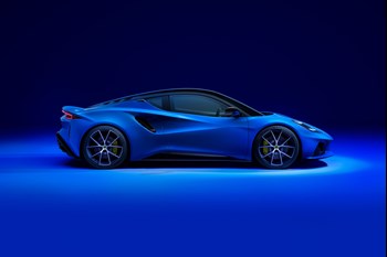 Lotus Emira Milano gallery 3