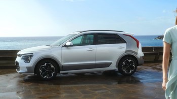 Kia Niro Ev My23 Exterior Distinctive Cuv Side Details