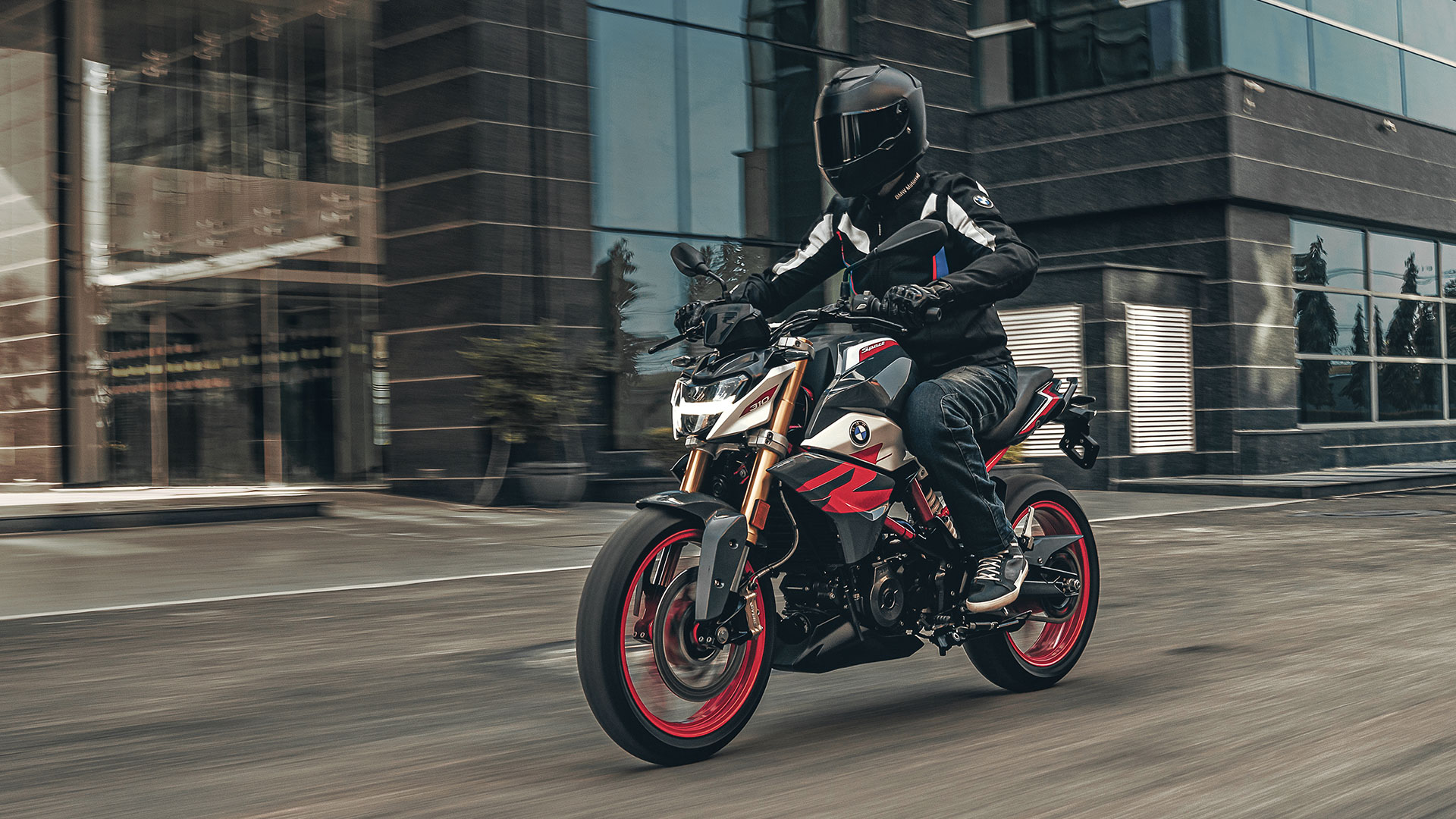 BMW G310r Lecco Sondrio esterni 2